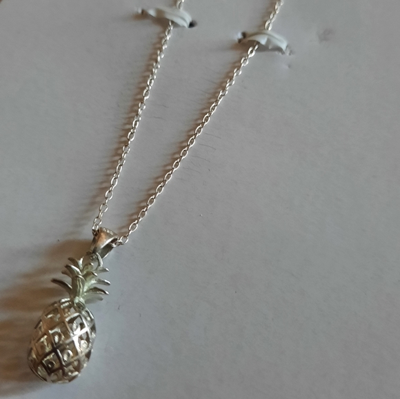 🌬♥️Pineapple Silver Pendant Necklace - Picture 3 of 7